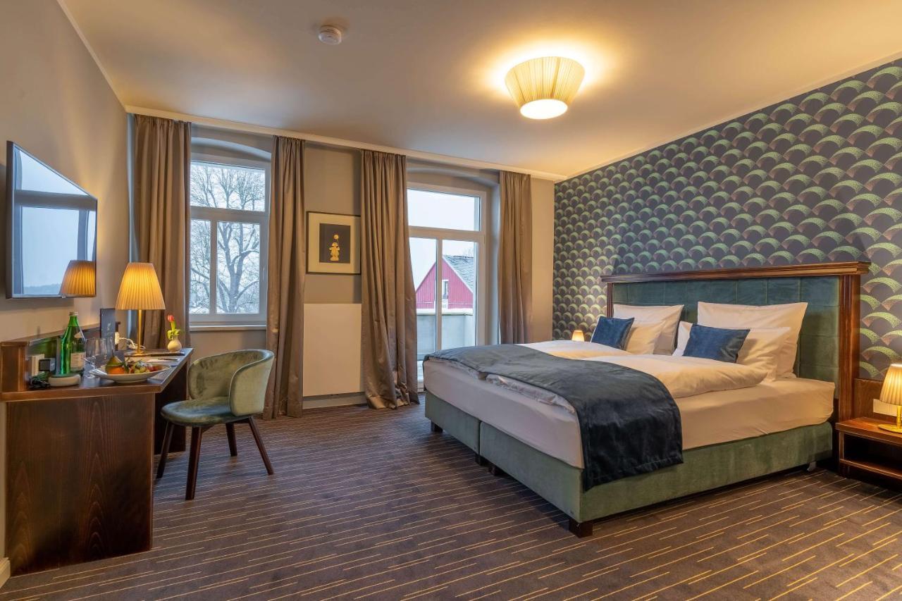 Logis Hotel Quartier 5, Saechsische Schweiz, Mit Restaurant, Cafe & Bar Курорт Горіш Екстер'єр фото